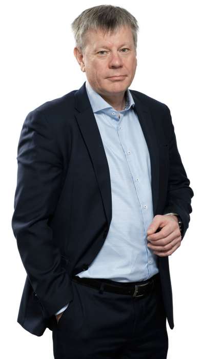 Yhteystieto - Erik Söderholm